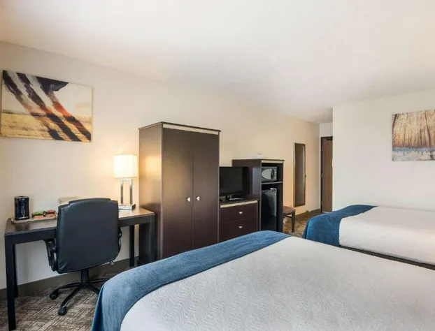 Best Western Mt. Pleasant Inn hotel detail image 4