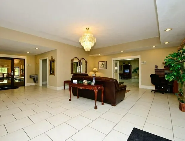 Manchester Heritage Inn And Suites hotel detail image 1