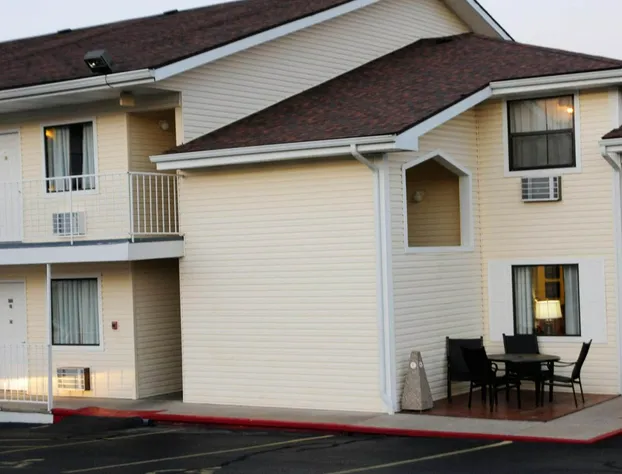 Whispering Hills Inn hotel detail image 3