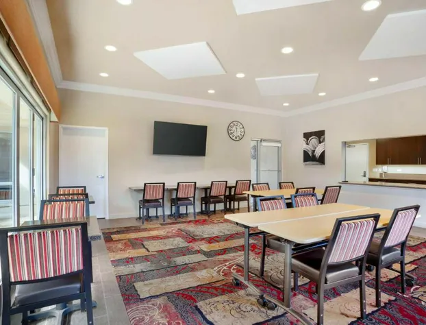 Best Western Plus Black Oak hotel detail image 2