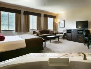 Best Western Plus Baker Street Inn hotel detail image 4