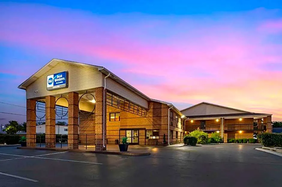 Best Western Shelbyville Inn and Suites Celebration Inn hotel hero