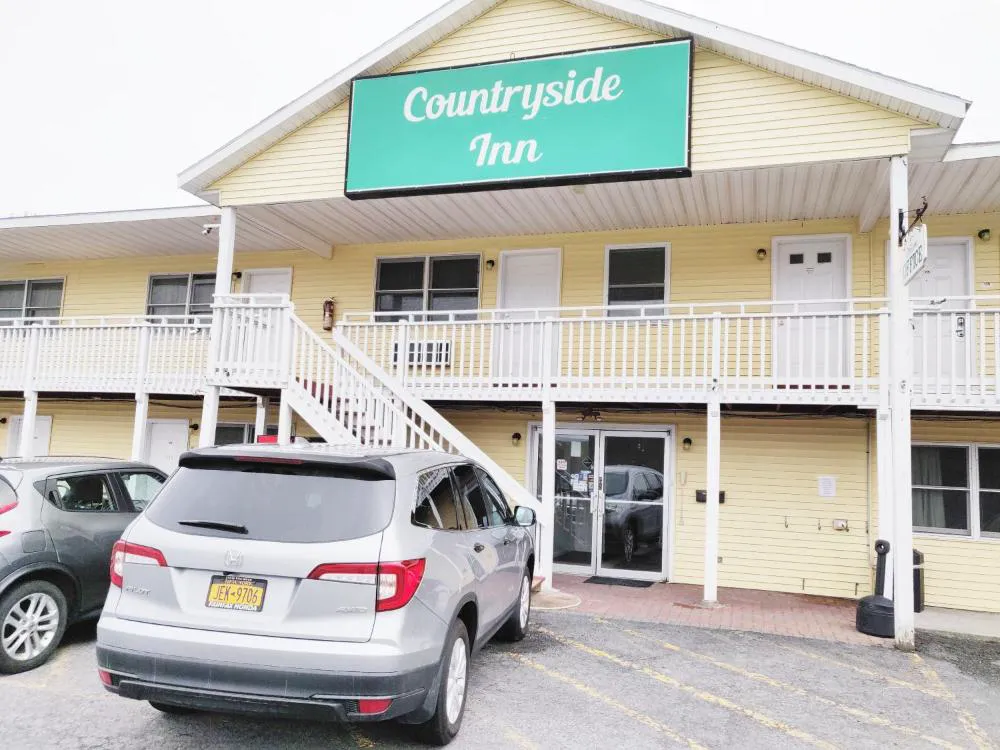 Countryside Inn hotel hero