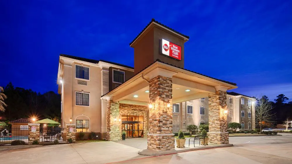 Best Western Plus Crown Colony Inn & Suites hotel hero