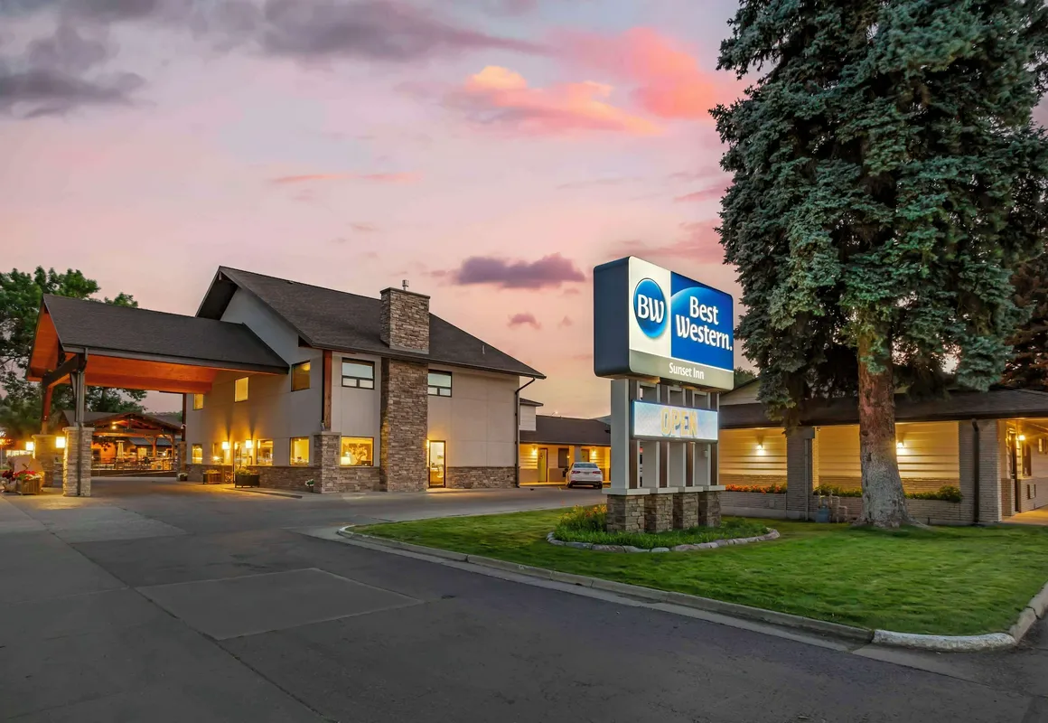 Best Western Sunset Inn hotel hero