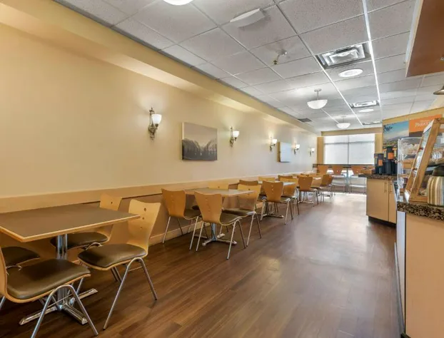 Best Western Plus Fernie Mountain Lodge hotel detail image 3