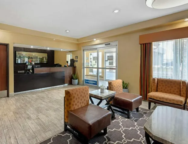 Best Western Greentree Inn & Suites hotel detail image 1