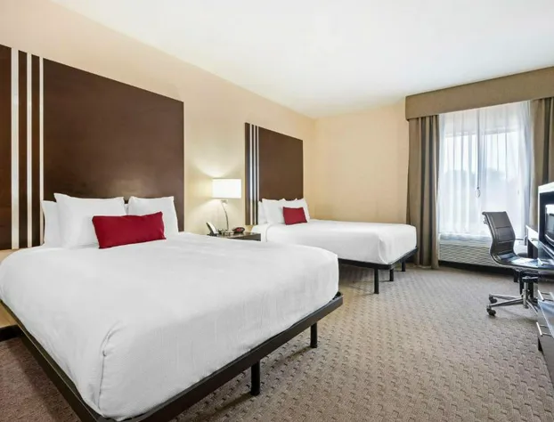 Best Western Plus Howe Inn hotel detail image 4