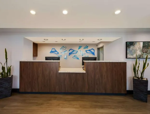 Best Western Inn & Suites Lemoore hotel detail image 3