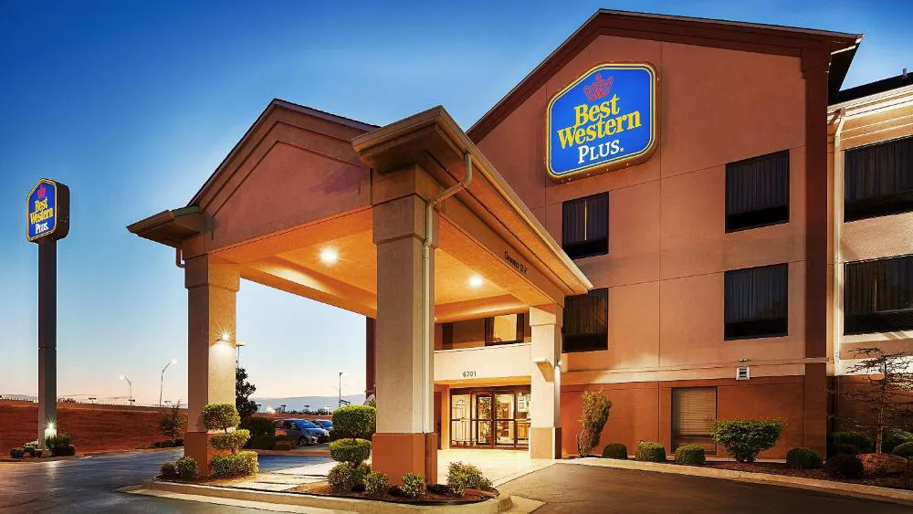 Best Western Plus Midwest City Inn & Suites hotel hero