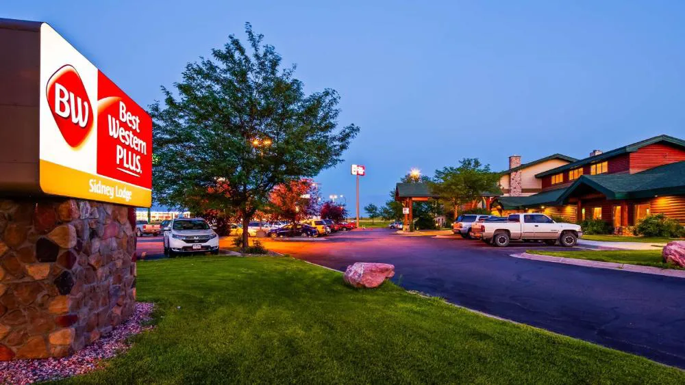 Best Western Plus Sidney Lodge hotel hero