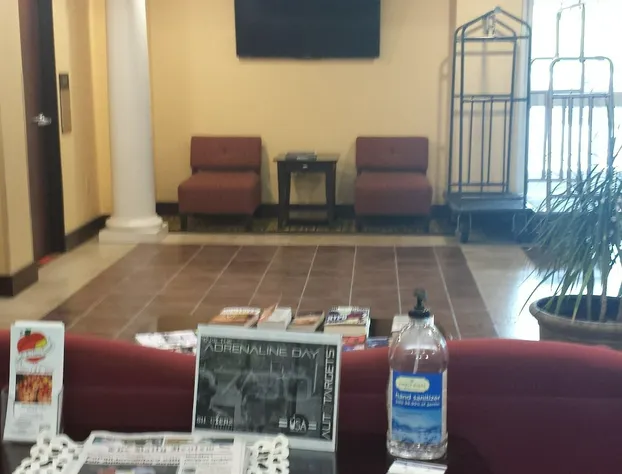 Paradise Inn & Suites hotel detail image 4