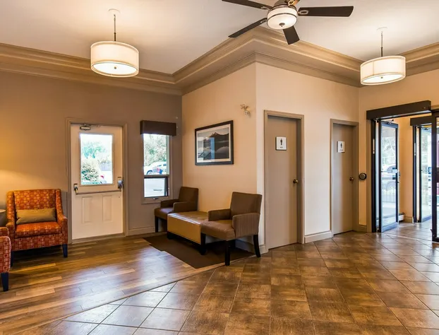 Tower Inn and Suites hotel detail image 4