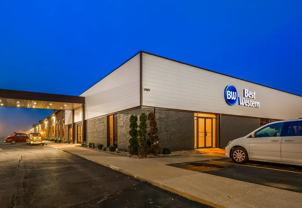 Best Western Shepherdsville hotel hero