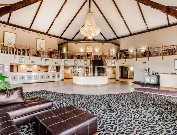 Quality Inn and Suites hotel detail image 4