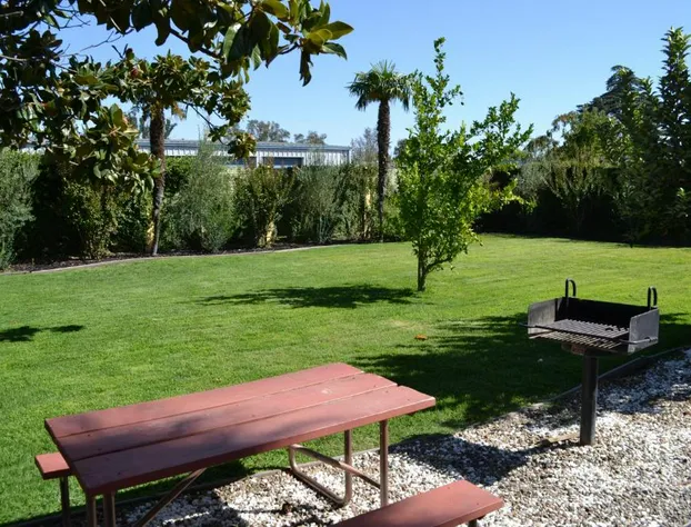 Days Inn & Suites by Wyndham Lodi hotel detail image 3