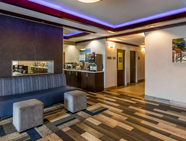 Best Western Plus Barrie hotel detail image 3