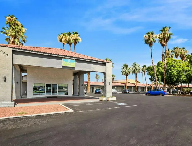 Blythe Hotel hotel detail image 3