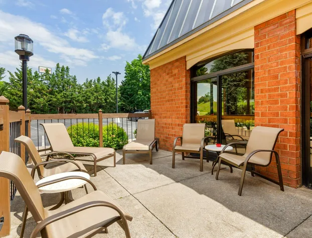 Best Western Staunton Inn hotel detail image 1