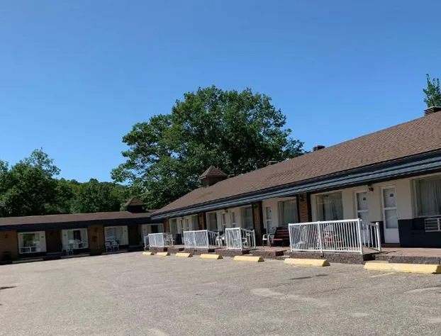 Sword Motor Inn hotel detail image 3