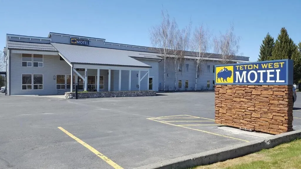 Teton West Motel hotel hero