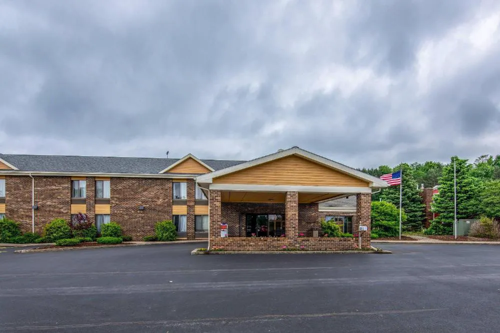 Quality Inn Tully I-81 hotel hero