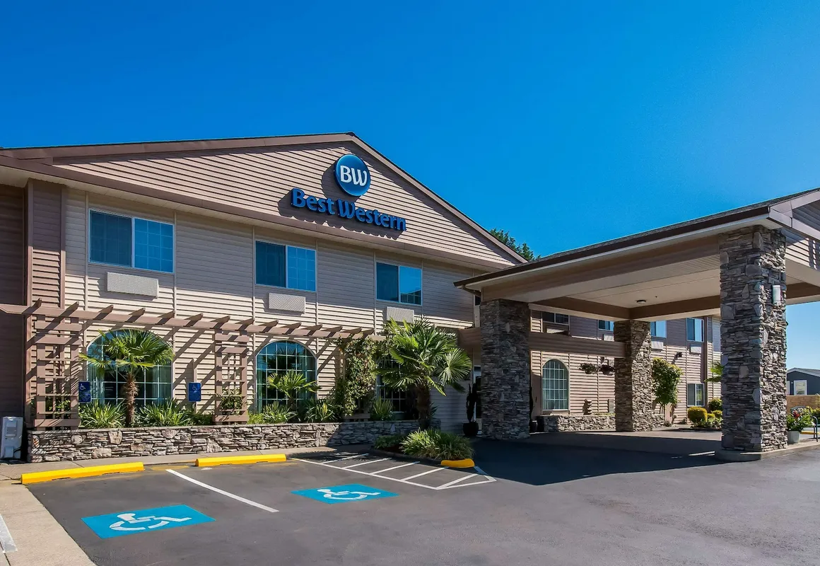 Best Western University Inn & Suites hotel hero