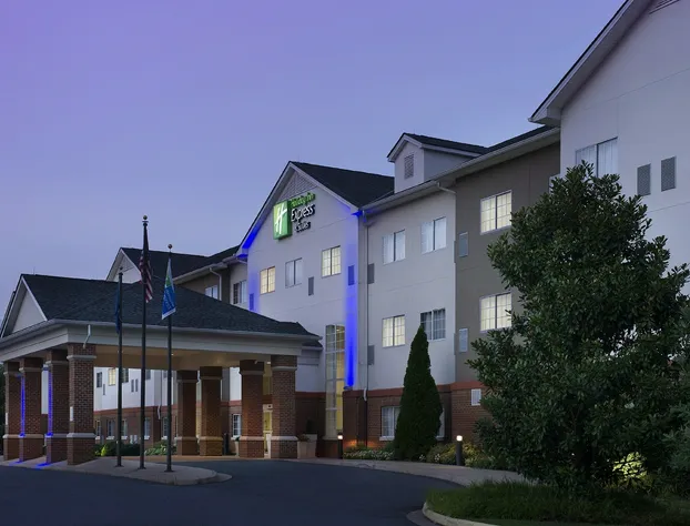 Holiday Inn Express & Suites Charlottesville - Ruckersville by IHG hotel detail image 1