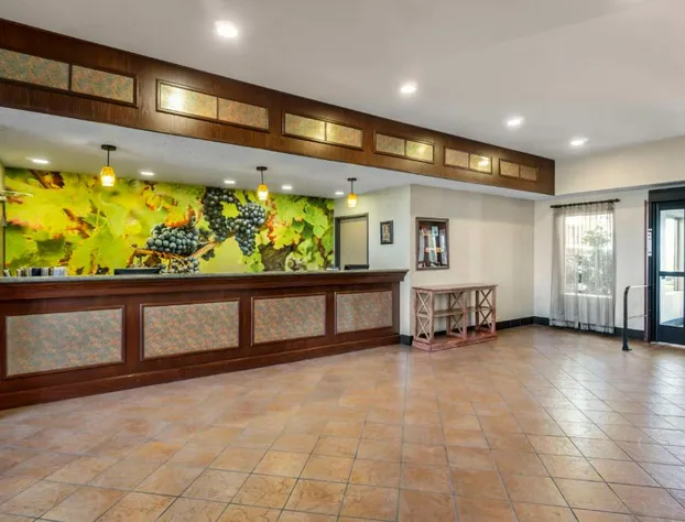 Best Western Plus Grapevine Inn hotel detail image 3