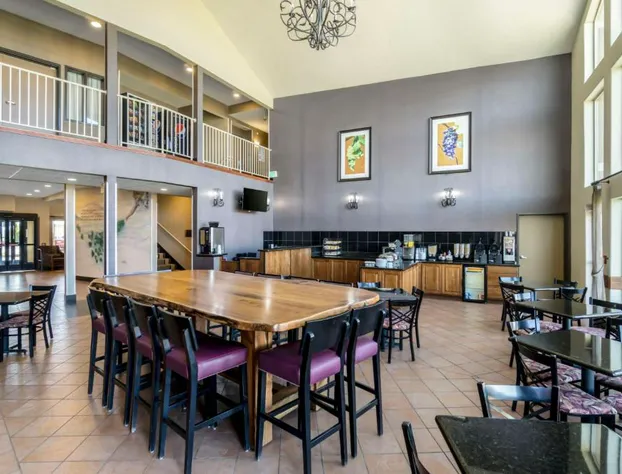 Best Western Plus Grapevine Inn hotel detail image 4