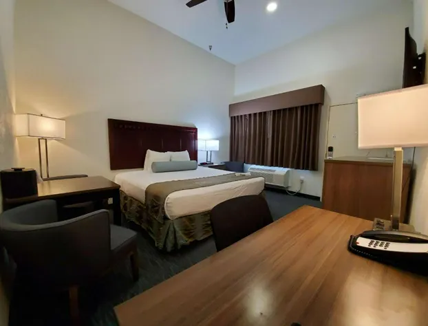 Best Western Plus Main Street Inn hotel detail image 4