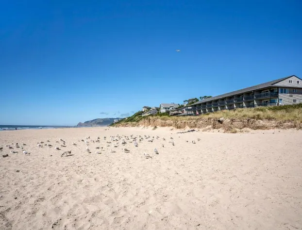 Lincoln Sands Oceanfront Resort, an Ascend Collection Hotel hotel detail image 1
