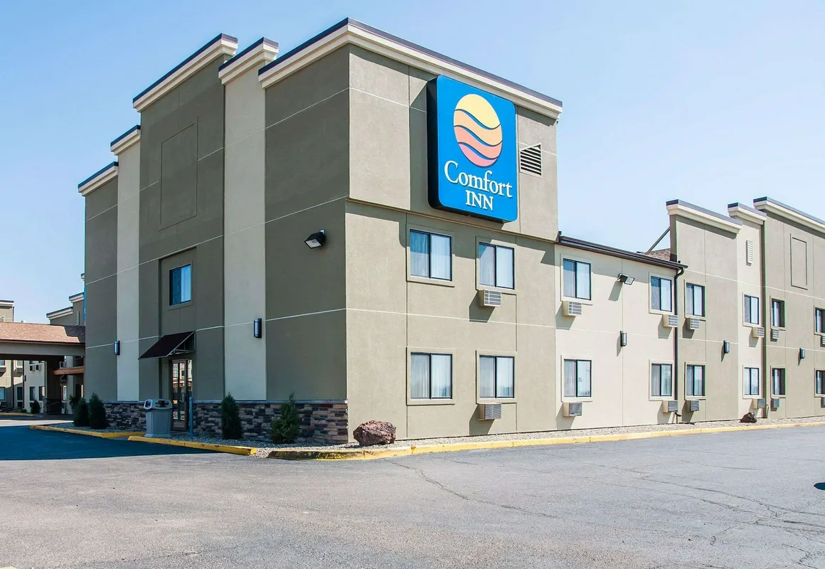 Comfort Inn Dickinson hotel hero