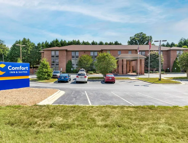Comfort Inn & Suites Lenoir Hwy 321 Northern Foothills hotel detail image 1