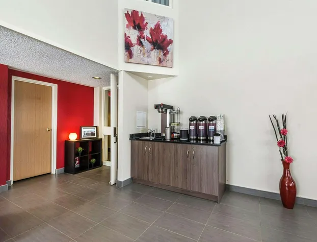 Comfort Inn Thetford Mines hotel detail image 3