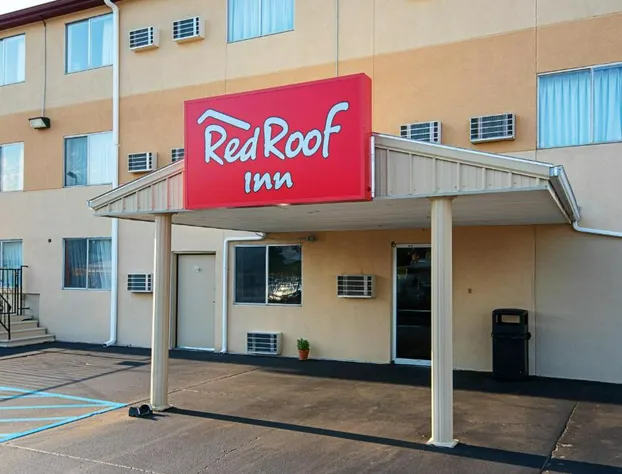 Red Roof Inn Cameron hotel detail image 3