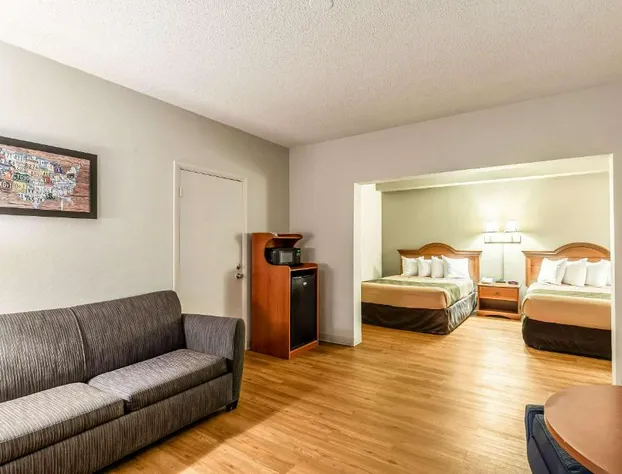 Econo Lodge Lake City-North hotel detail image 4