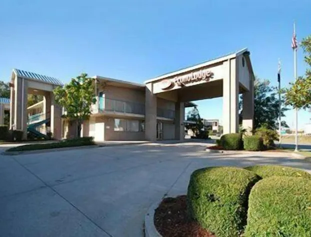 Econo Lodge Meridian South hotel detail image 4