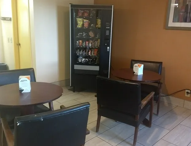 Rodeway Inn Sergeant Bluff - Sioux City hotel detail image 4