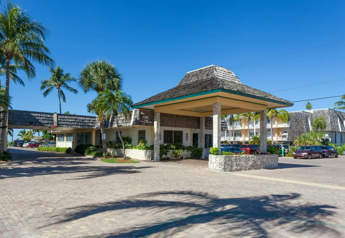 Outrigger Beach Resort hotel hero
