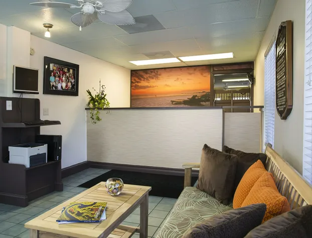 Outrigger Beach Resort hotel detail image 3