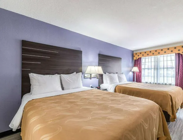 Quality Inn & Suites Canton hotel detail image 4