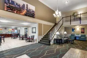 Quality Inn & Suites Des Moines - Merle Hay Road hotel detail image 1