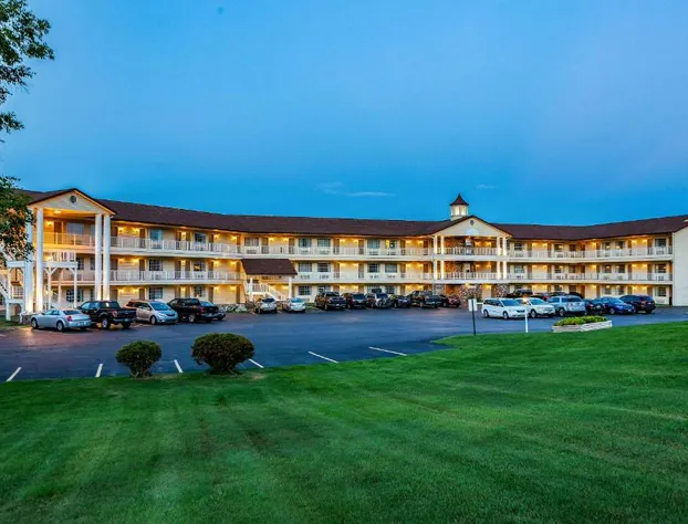 Quality Inn Lakefront hotel detail image 1