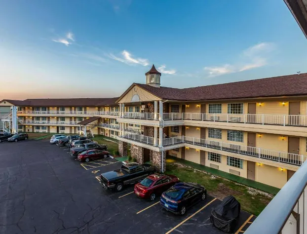 Quality Inn Lakefront hotel detail image 1