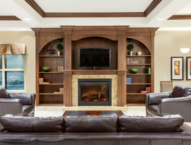 Ramada by Wyndham Weyburn hotel detail image 3