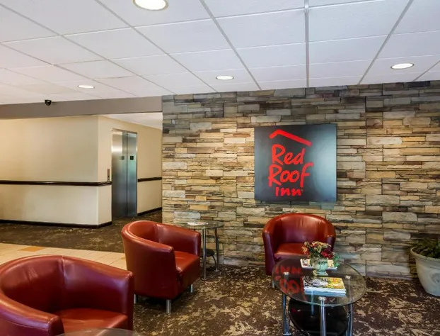 Red Roof Inn Hendersonville hotel detail image 4