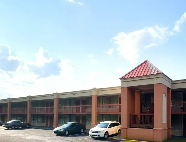 OYO Hotel Harriman near I-40 hotel detail image 3