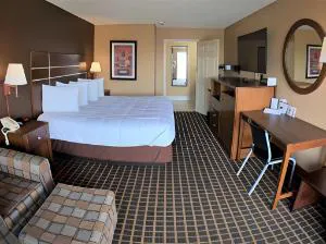 Econo Lodge Selmer hotel detail image 1