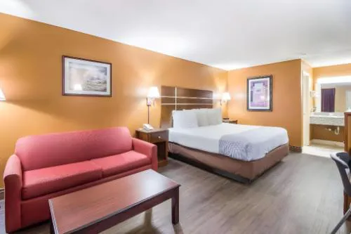 Econo Lodge Selmer hotel detail image 3